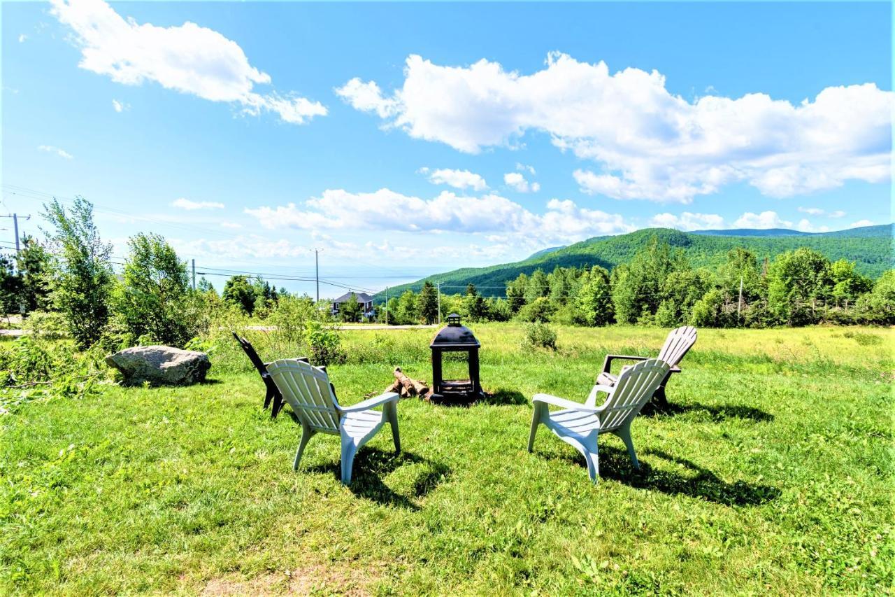 Maison Accueillante - Spa, Fleuve Et Montagnes! Petite-Riviere-Saint-Francois Bagian luar foto